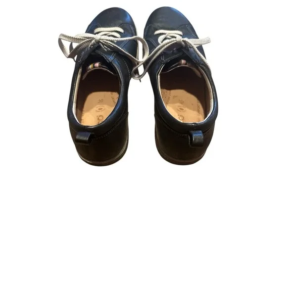 Ecco Black Leather Woman's Low Top Comfy Lace Up Sneakers EU Size (US 8-8.5) - Picture 3 of 8